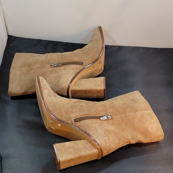 VINCE CAMUTO DANTANIA MID CALF SQUARE TOE BLOCK HEEL SUEDE BOOT - Picture 14 of 16